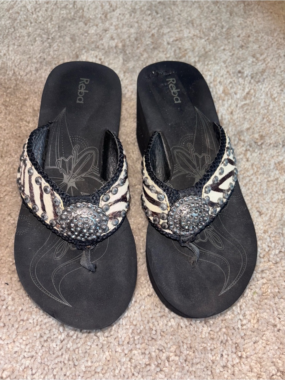 Reba Black Zebra Print Faux Cowhide Studded Platform Flip Flops Sandals 6M